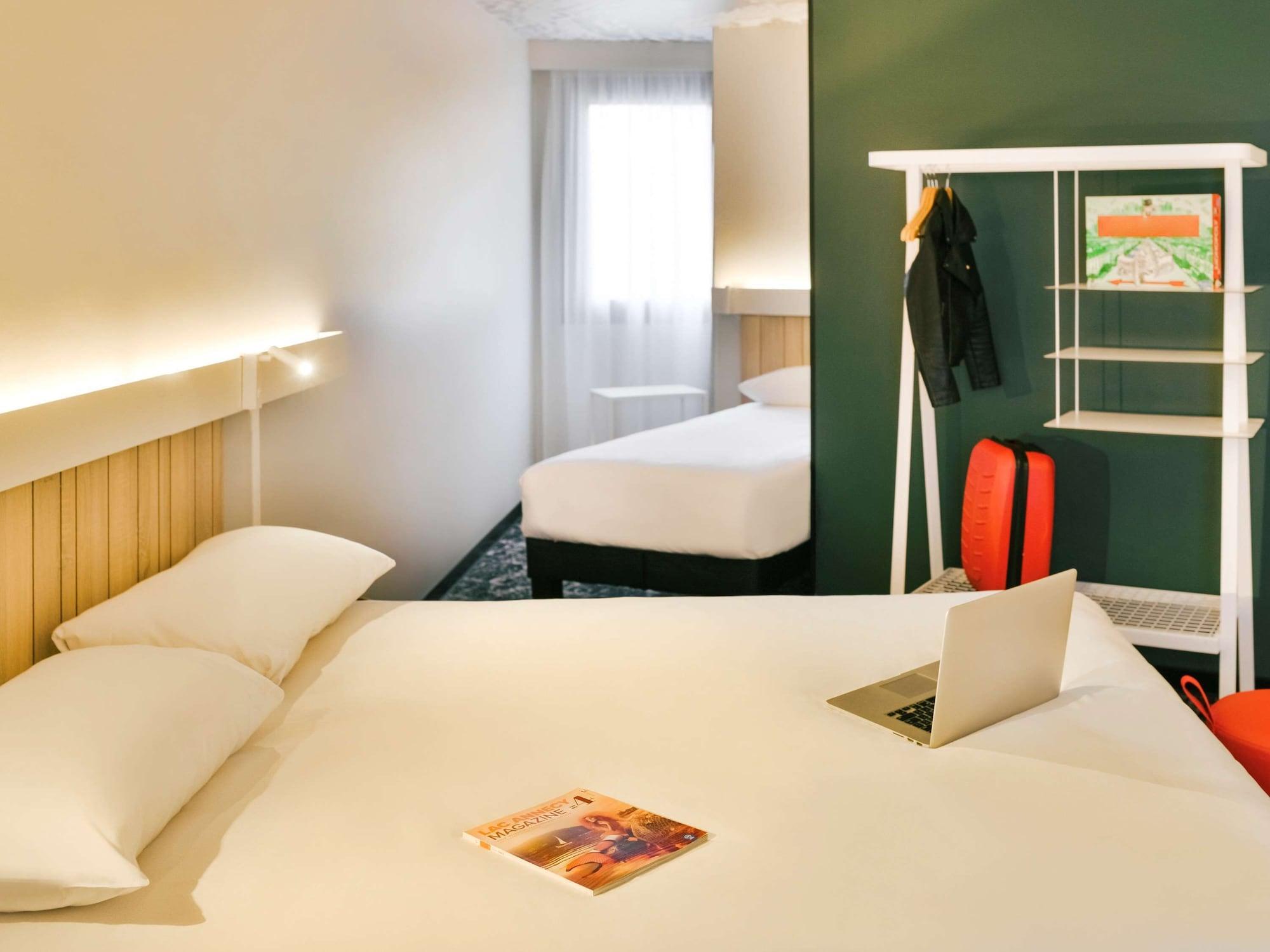 Ibis Annecy - Cran-Gevrier Hotel Buitenkant foto