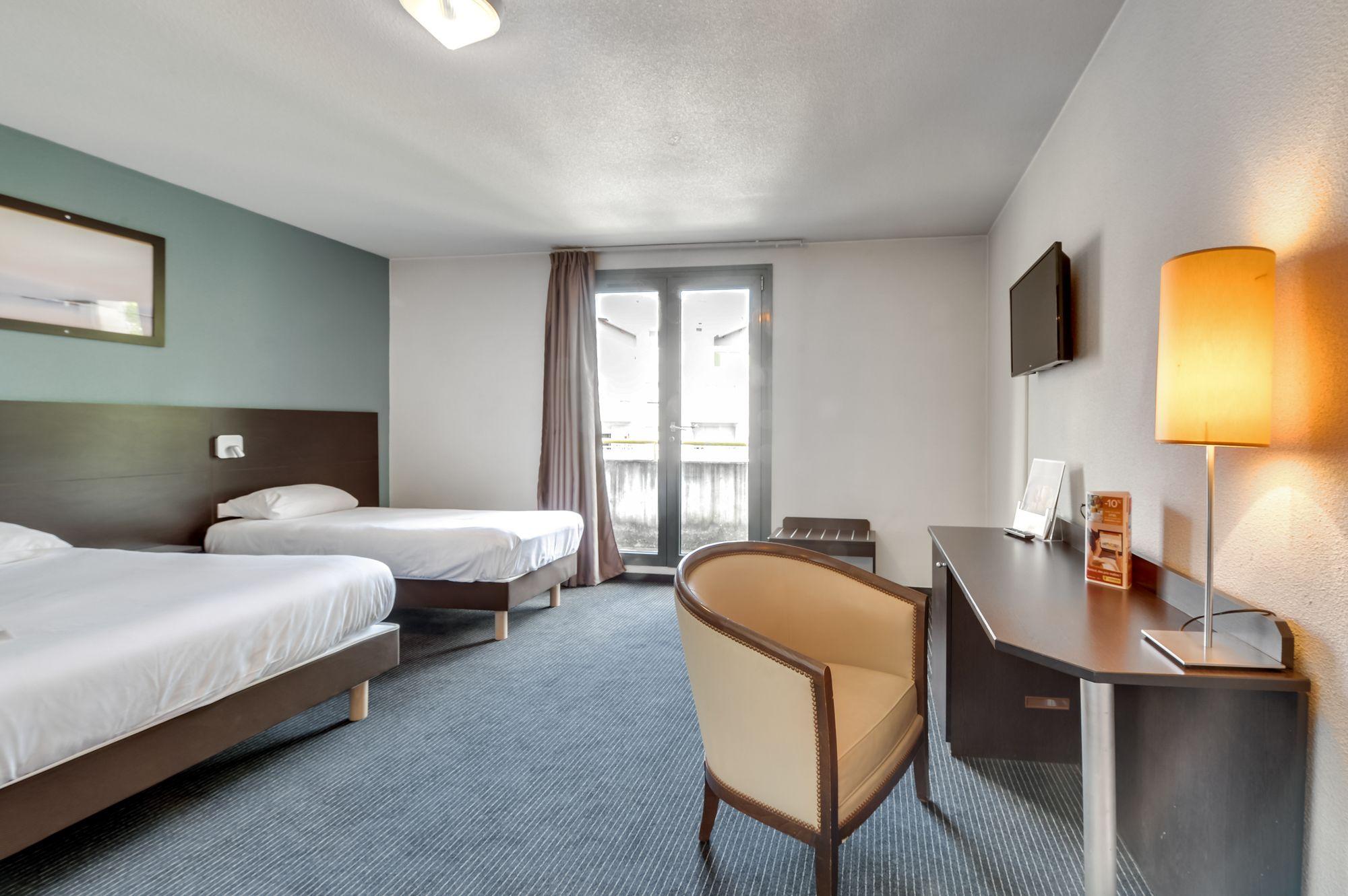 Ibis Annecy - Cran-Gevrier Hotel Buitenkant foto