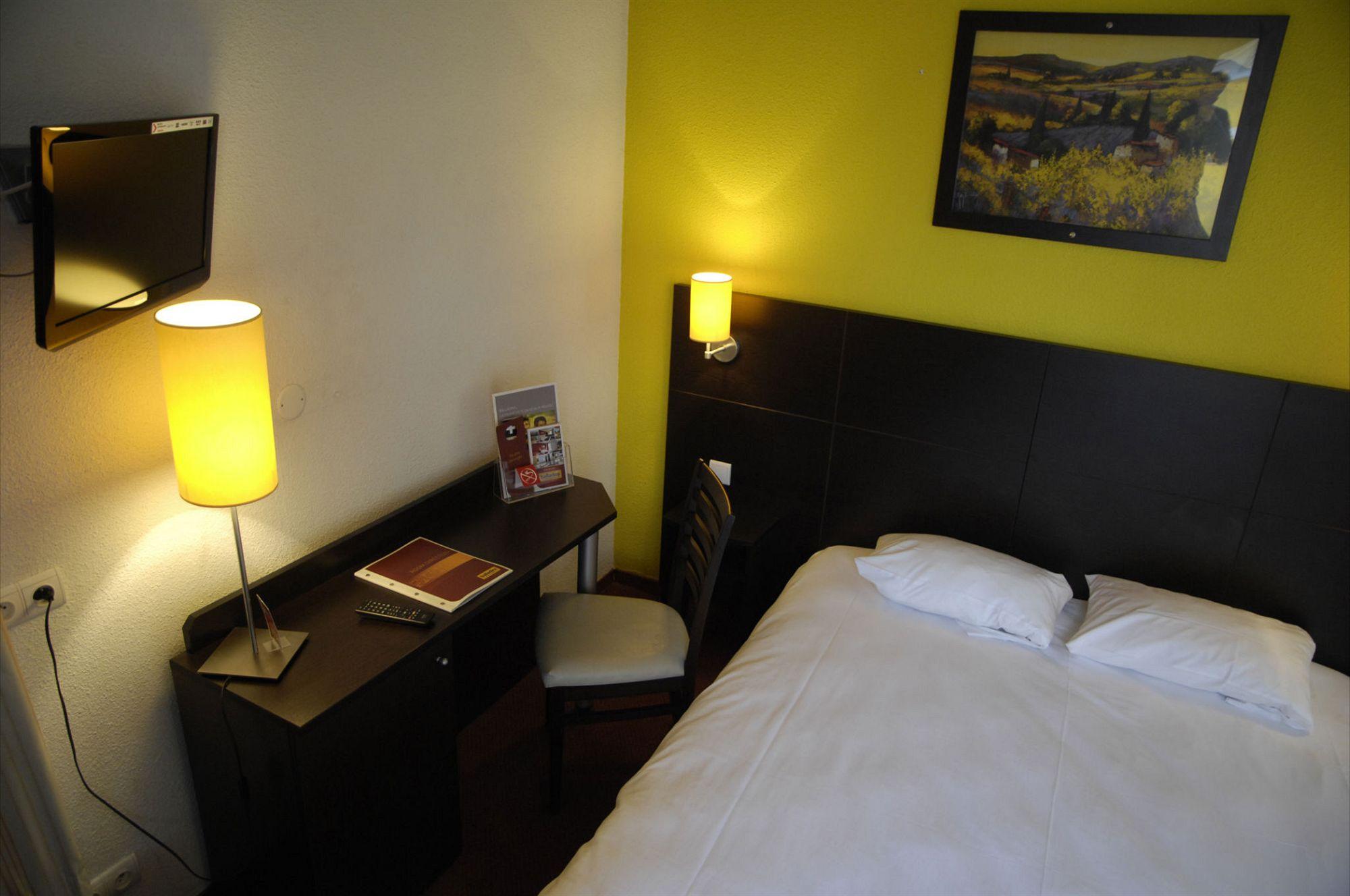 Ibis Annecy - Cran-Gevrier Hotel Buitenkant foto